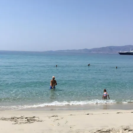 Theoni Kastraki Naxos Kastrákion