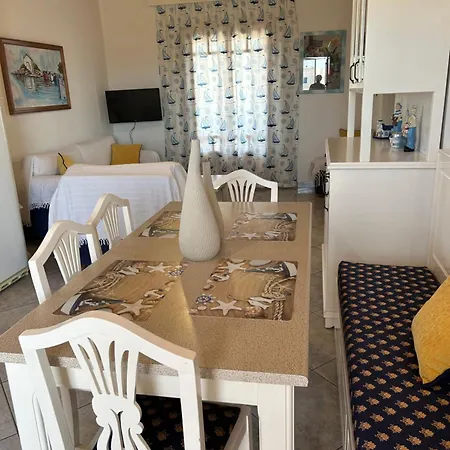 Theoni Kastraki Naxos Apartment Kastrákion